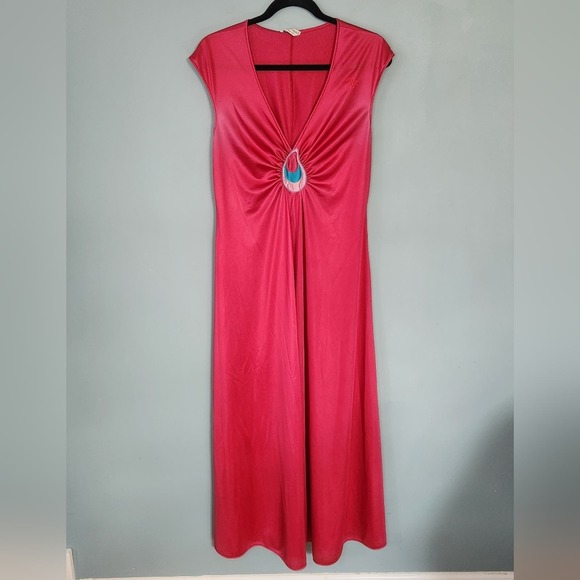VINTAGE DIANE VON FURSTENBERG Pink Nightgown/Sleep dress (Rare!) - Picture 1 of 7